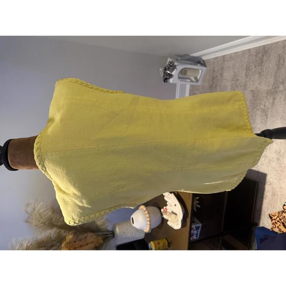 NWOT Veronica Beard Yellow Sleeveless Button-Up Linen Vest size 8 - Picture 2 of 5